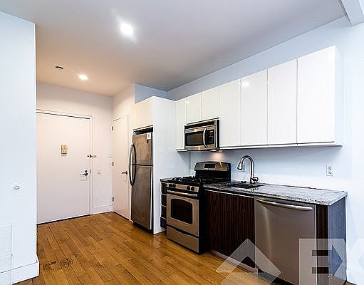 1st image of 820 Bergen St #104