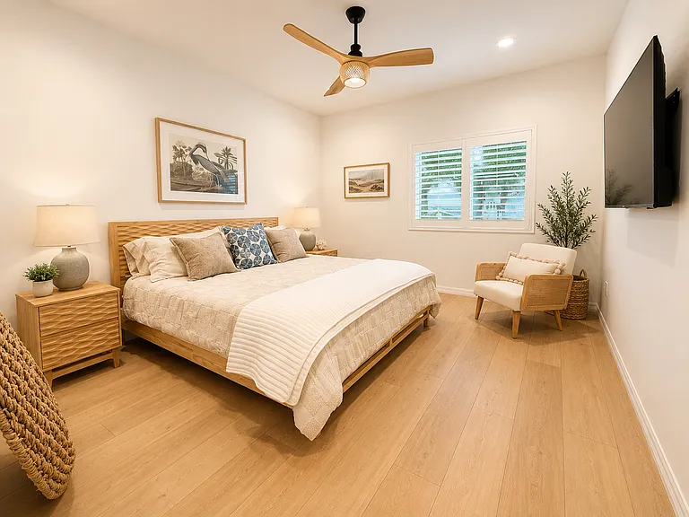 624 N Clementine St — Photo 12