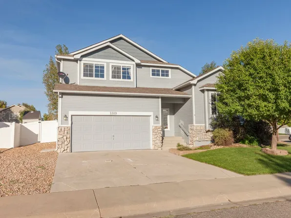 1889 Trumpeter Swan Dr, Loveland, CO 80537
