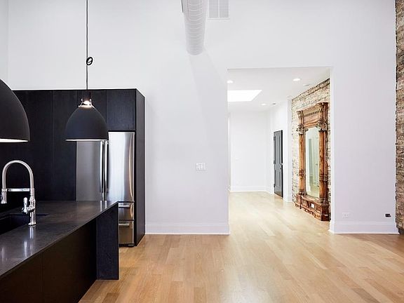 3rd image of 3433 W Fullerton Ave #1