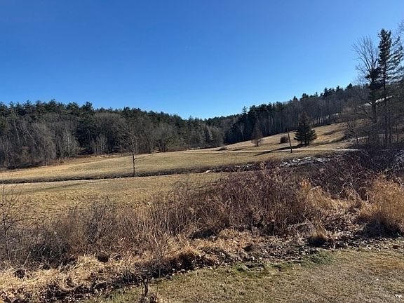 5th image of 544 South Rd