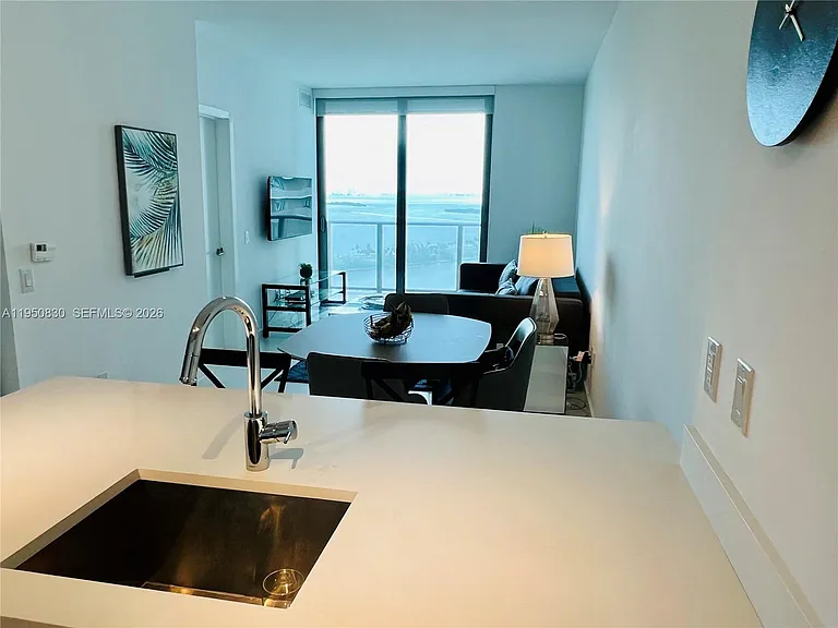 501 NE 31st St #2204 — Photo 5