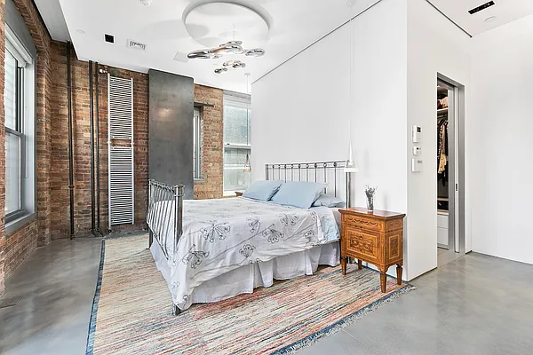 Rented by Compass | media 9