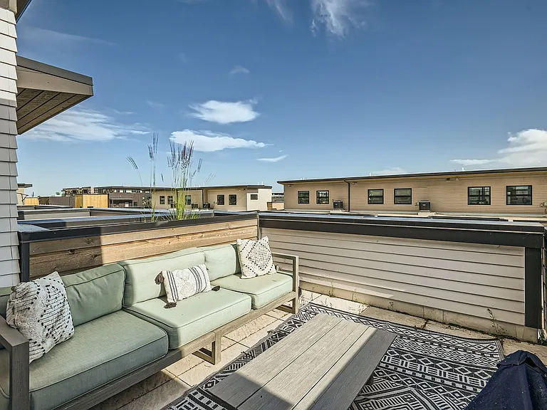 3119 Bluff St — Photo 31