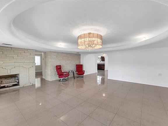 4th image of 3057 NE 15th Avenue