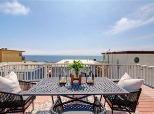 217 35th Pl #A, Manhattan Beach, CA 90266