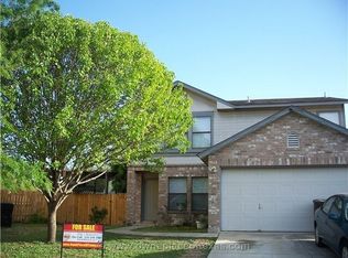1302 Ricks Cir, San Antonio, TX 78251