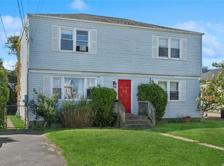 6 Mitchell Ave, Babylon, NY 11702