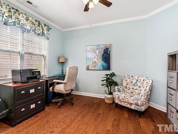 5th image of 109 Grenoch Valley Ln