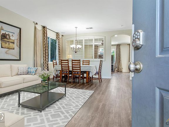 5th image of 11601 Sagebrush Ave