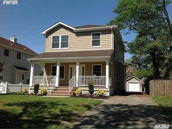 2nd image of 113 Carman Ave