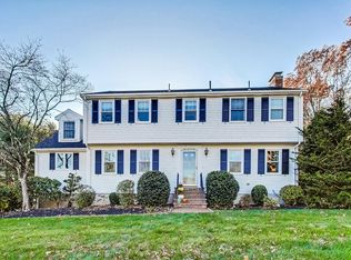 121 Magnolia Dr, Westwood, MA 02090