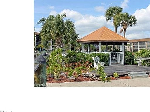 4th image of 16000 Bay Pointe Blvd #106