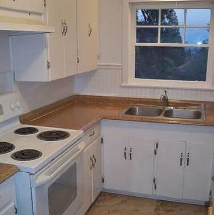4th image of 410 Quarry St