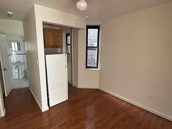 5th image of 47 Orchard St #2A