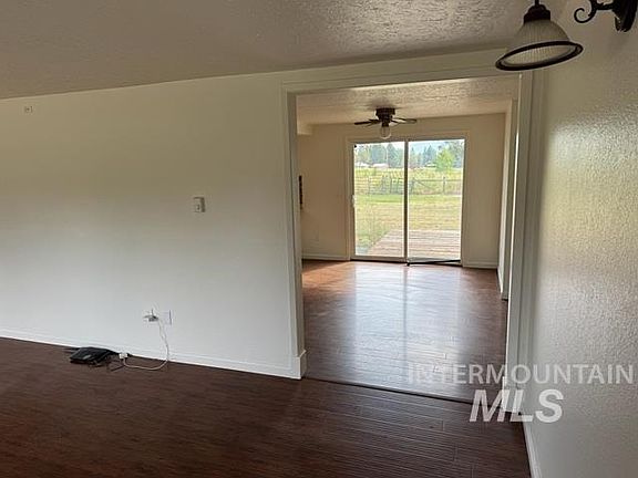 3rd image of 46641 Fish Lake Rd