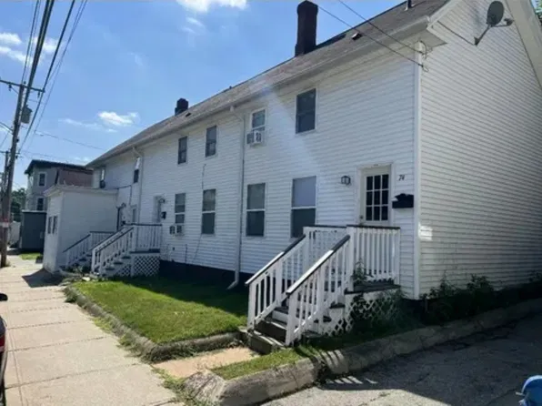 74 North St, Southbridge, MA 01550