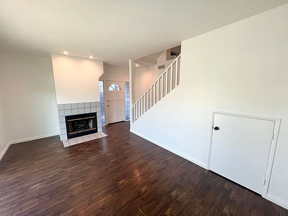 3rd image of 52 Corona Ave