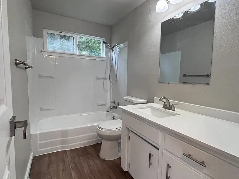 102 Summit Ave N #1 — Photo 13