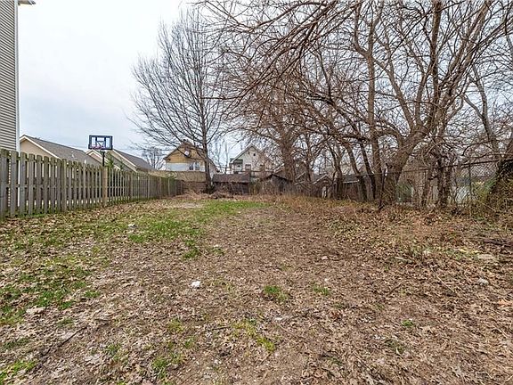 5th image of 2502 Thurman Ave
