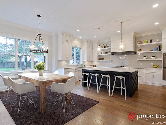 Kitchen / Breakfast Room