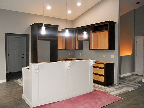 3rd image of 5307 Celtic Ct