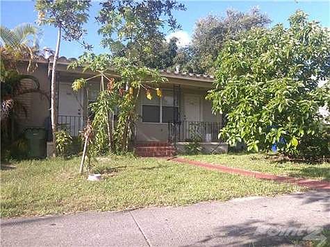 2nd image of 170 NE 48th St