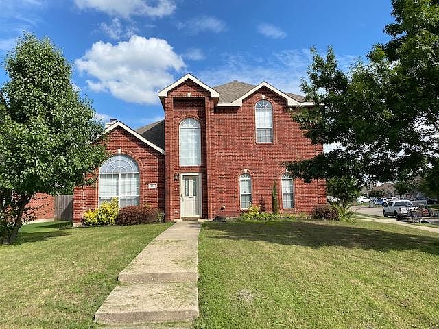 1st image of 134 Bowie Dr