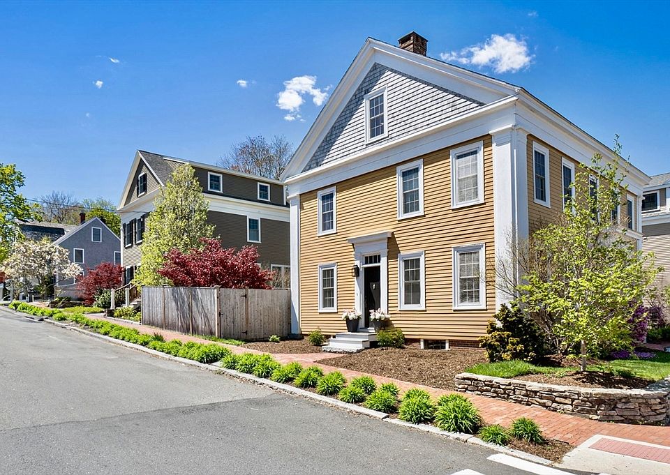 1st image of 251 Merrimac St #1