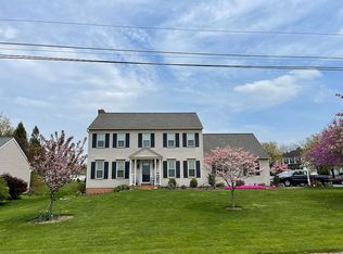 48 Meadow Valley Rd, Lititz, PA 17543