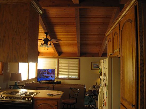 5th image of 1387 Bumblebee Dr