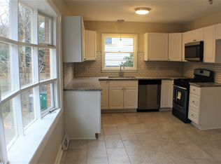 7322 Woodstream Dr, Charlotte, NC 28210