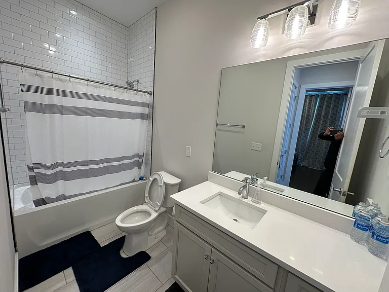 1705B Cass St #B — Photo 3