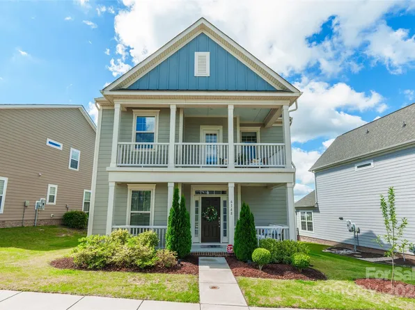 6148 Cloverdale Dr, Tega Cay, SC 29708