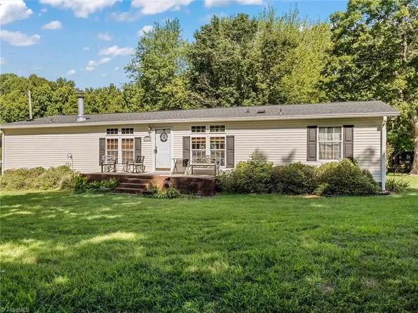 548 Shady Grove Church Rd, Winston Salem, NC 27107