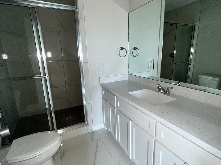 685 Seminole Ln #AB — Photo 11