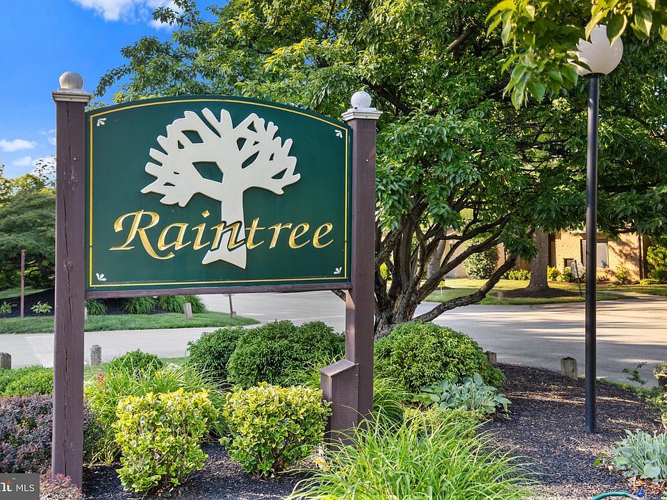 1st image of 1607 Raintree Ln #1607