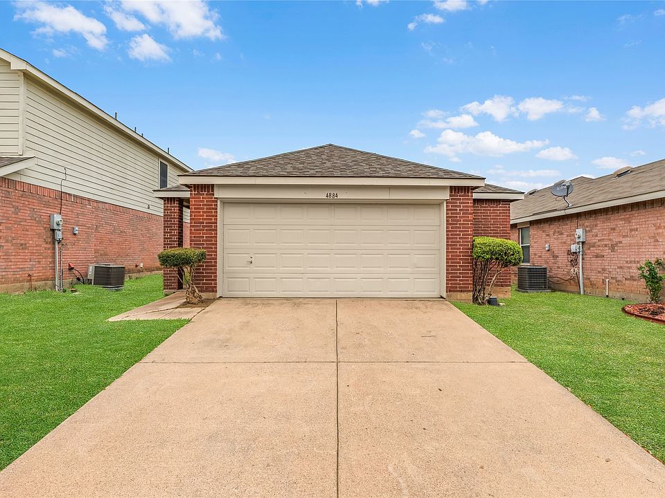 1st image of 4884 Waterford Dr