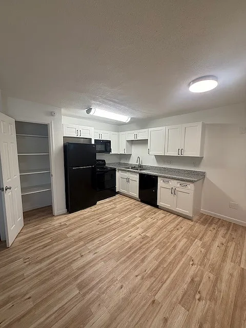 1 bed, 1.0 bath, 650 sqft, $1,285 — Photo 2