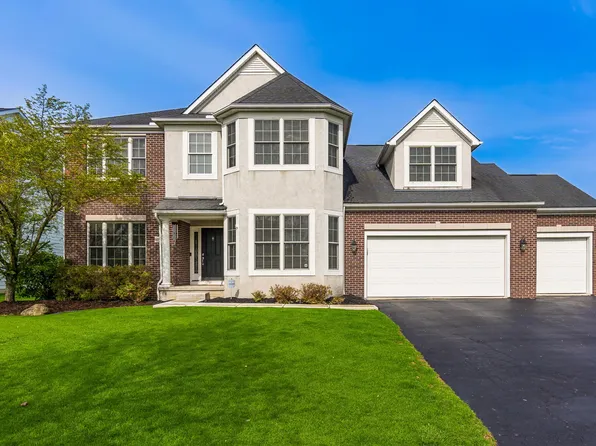 1092 Balmoral Dr, Delaware, OH 43015