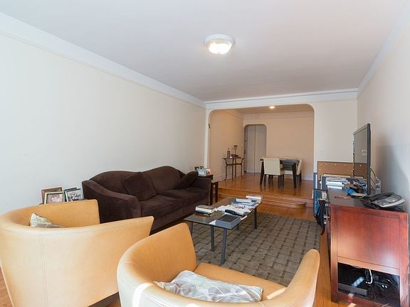 4th image of 55 W 92nd St #6D4