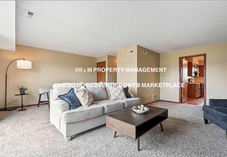 1102 Jeff Cir — Photo 9