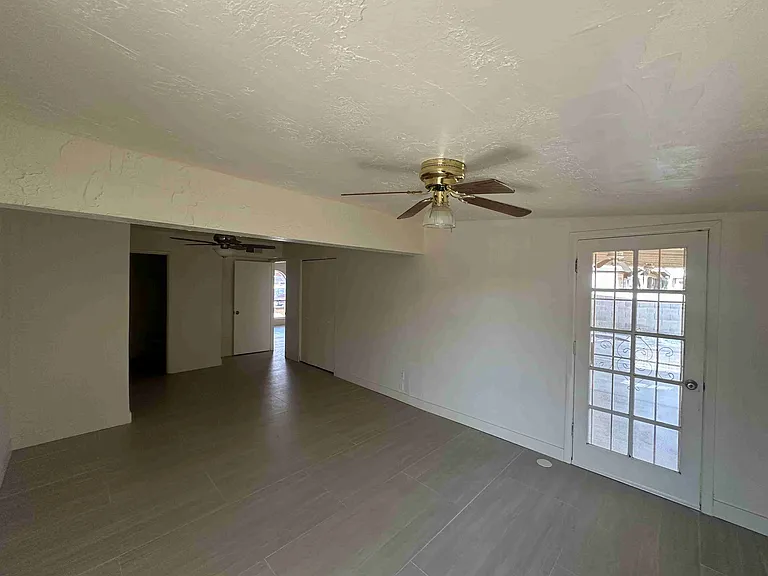 1127 W Frito Ave — Photo 15