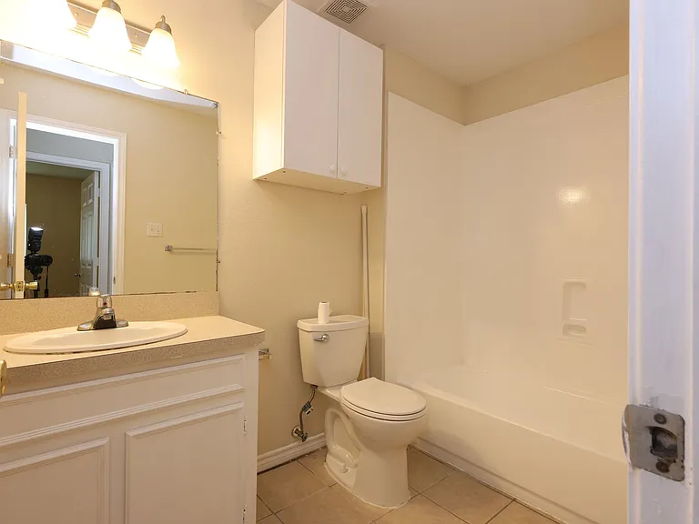 402 Trichelle St #A — Photo 17
