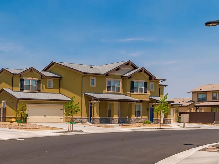 Desert Winds - Military Housing — Photo 10