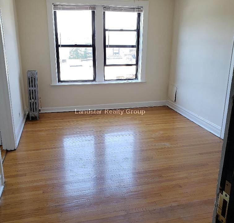 1st image of 1717 W North Shore Ave APT 3F