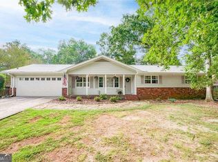 5276 Pounds Dr S, Stone Mountain, GA 30087