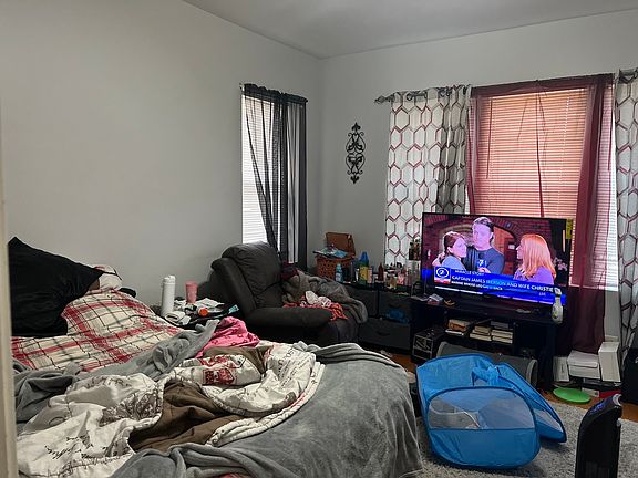 4th image of 1814 N Mason Ave