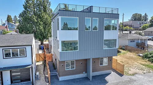 5567 23rd Ave S Photo 1