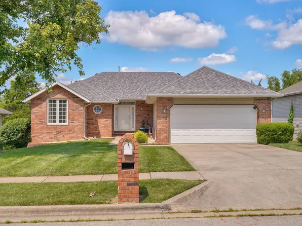 3523 S Brunswick Avenue, Springfield, MO 65809